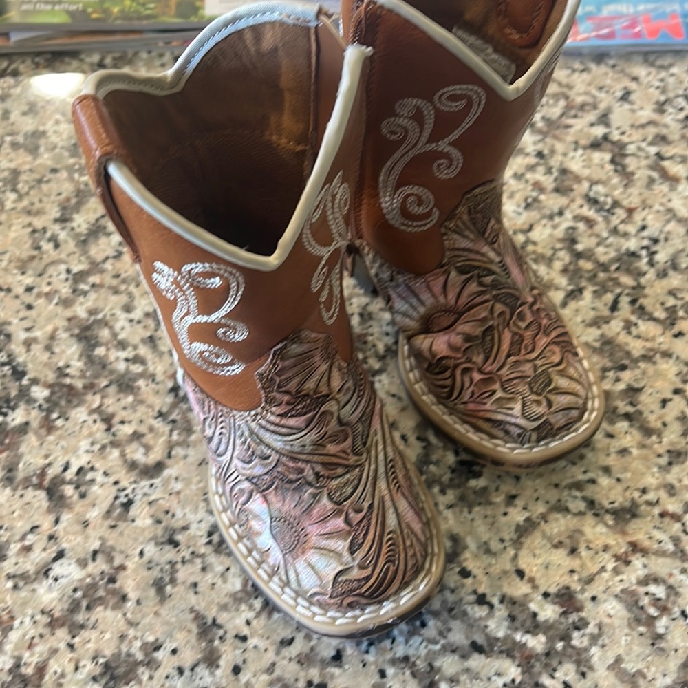 Twister Boots